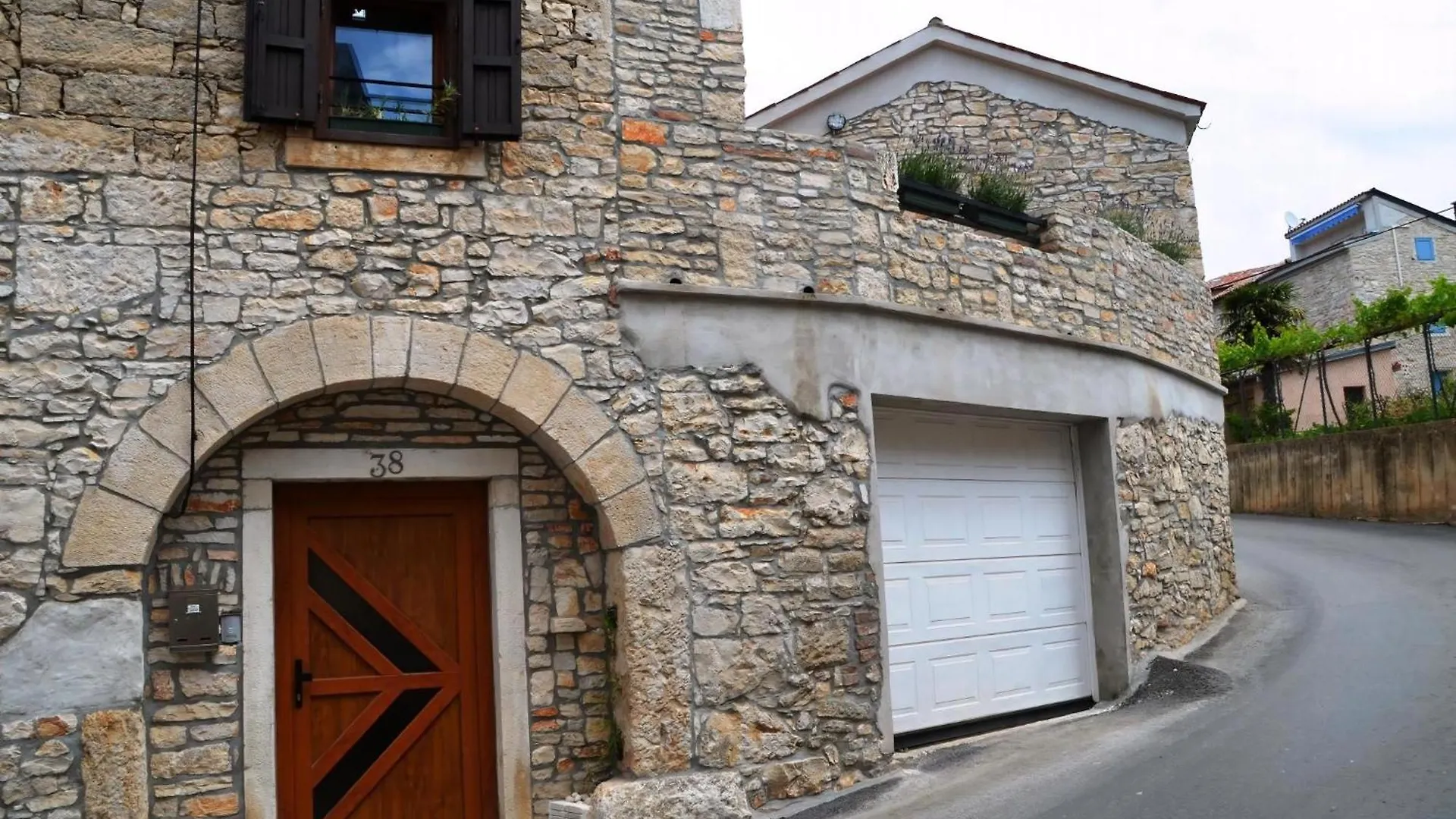Charmantes Haus In Medulin Mit Grill Und Terrasse