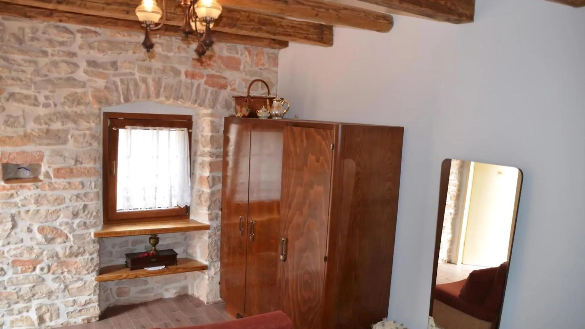 Charmantes Haus In Medulin Mit Grill Und Terrasse