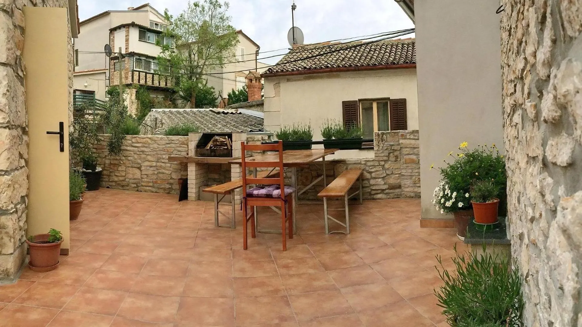 Charmantes Haus In Medulin Mit Grill Und Terrasse Croatia